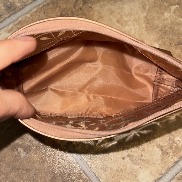 Clinique Makeup Bag from Macy’s - Picture 5 of 16